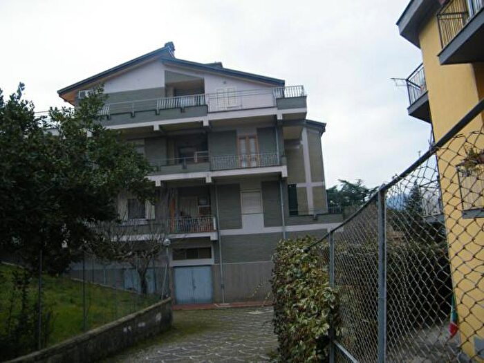 Appartamento quadrilocale in vendita in Via Monsignore Toccabelli, Alatri