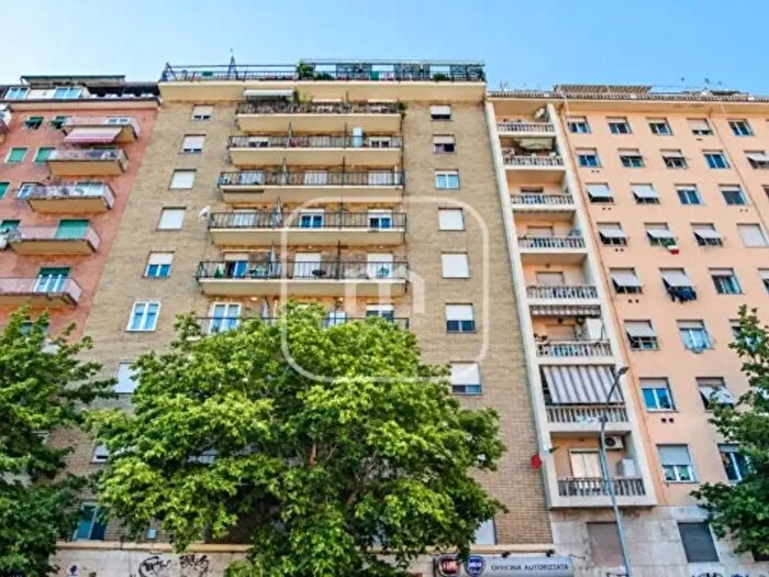 Appartamento quadrilocale in vendita in Via Gela, Roma