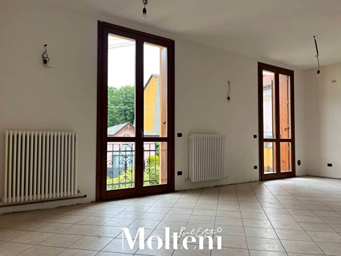 Appartamento bilocale in affitto in Via Leonardo da Vinci, Centro, Lecco