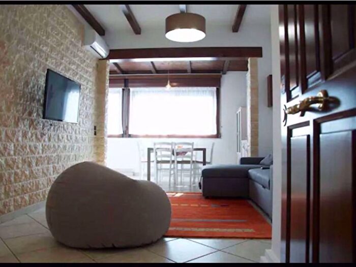 Appartamento trilocale in affitto in Via Sant'Isidoro alla Guilla, Tribunale, Palermo