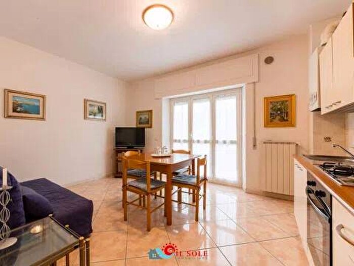 Appartamento bilocale in affitto in Via Delle Agavi, Tirrenia, Pisa