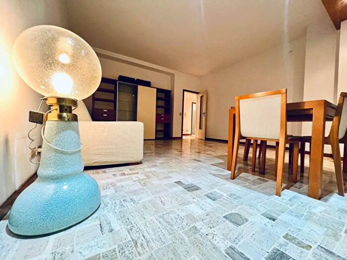 Appartamento quadrilocale in vendita in Cusano Milanino