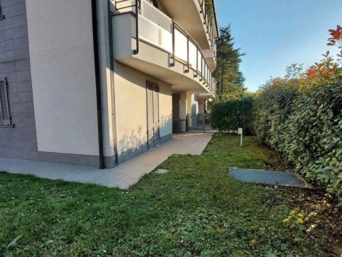 Appartamento bilocale in affitto in Via Adua, Cernusco Sul Naviglio