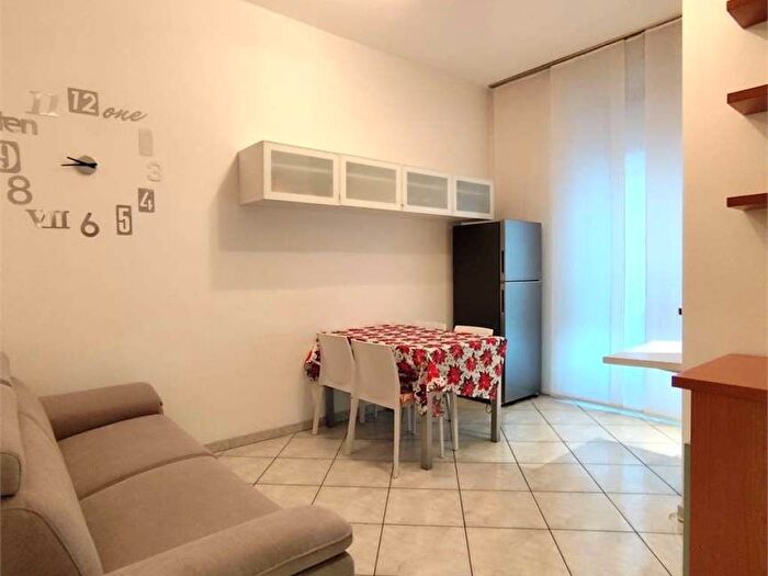 Appartamento bilocale in affitto in viale Rodi, Bicocca, Milano