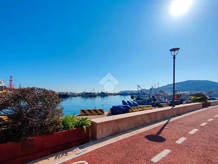 Casa quadrilocale in vendita in Lungomare Giovanni Caboto Via Peschiera, Gaeta