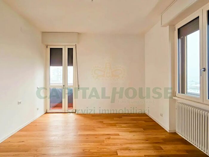 Appartamento trilocale in vendita in Via Fiume, Sesto San Giovanni