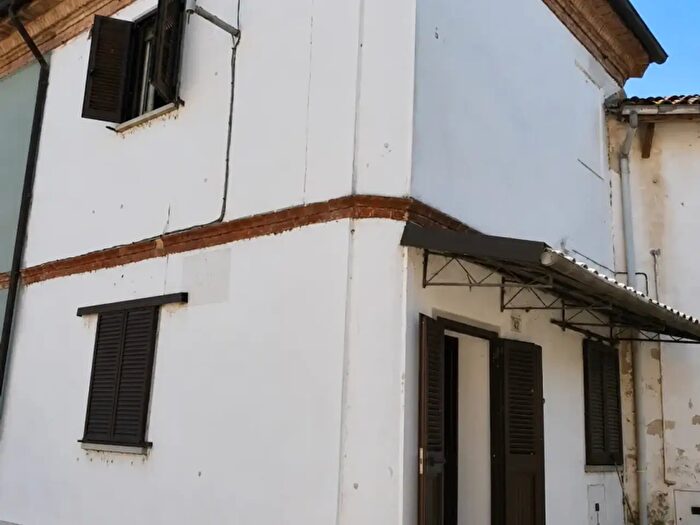 Casa con 5 locali in vendita in Via Roma, Semiana