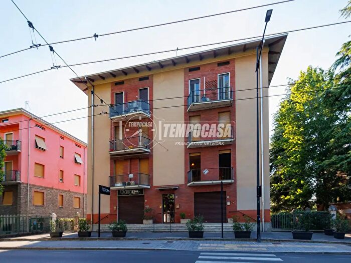Appartamento quadrilocale in vendita in Via Pomponio Torelli, Parma