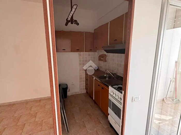 Appartamento monolocale in affitto in Via Emilio Scaglione, Napoli