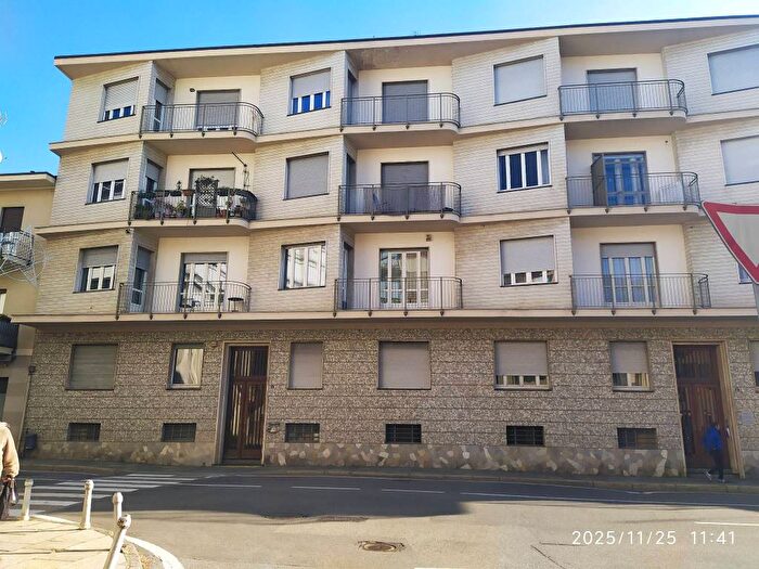 Appartamento trilocale in affitto in Via Principe Amedeo, Centro Storico, Chieri