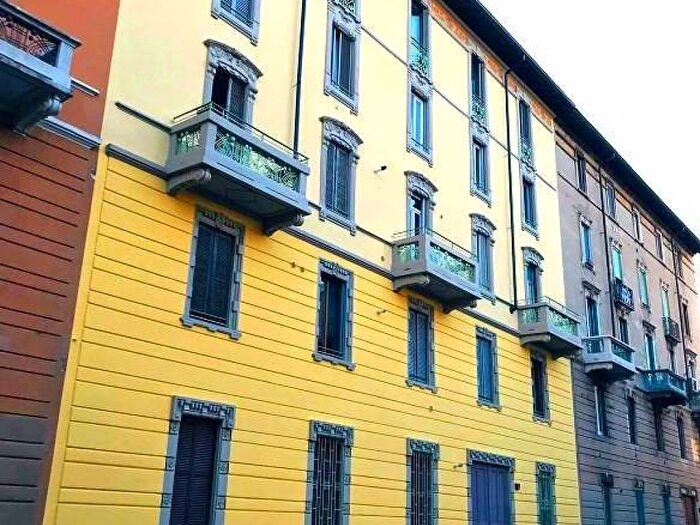 Appartamento bilocale in affitto in Via Rinuccini, Rovereto, Milano