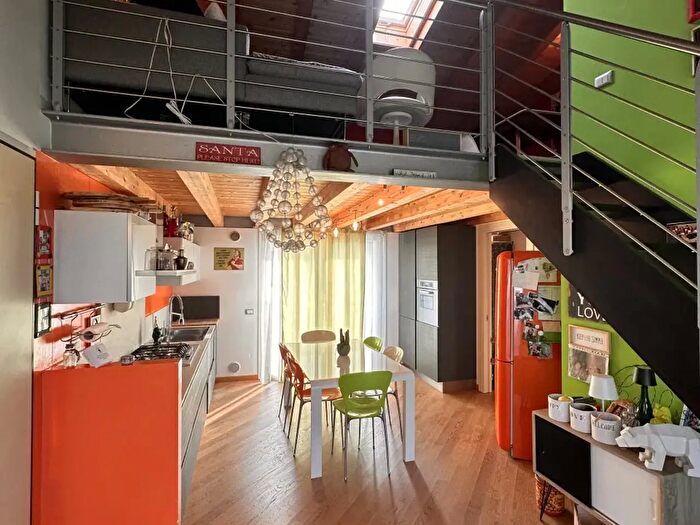 Appartamento trilocale in vendita in Via Adige, Zugliano