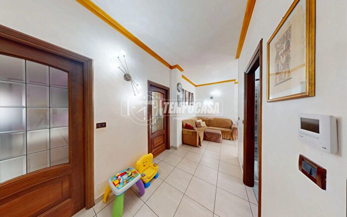 Appartamento trilocale in vendita in Via Francesco Lemmi, Torino