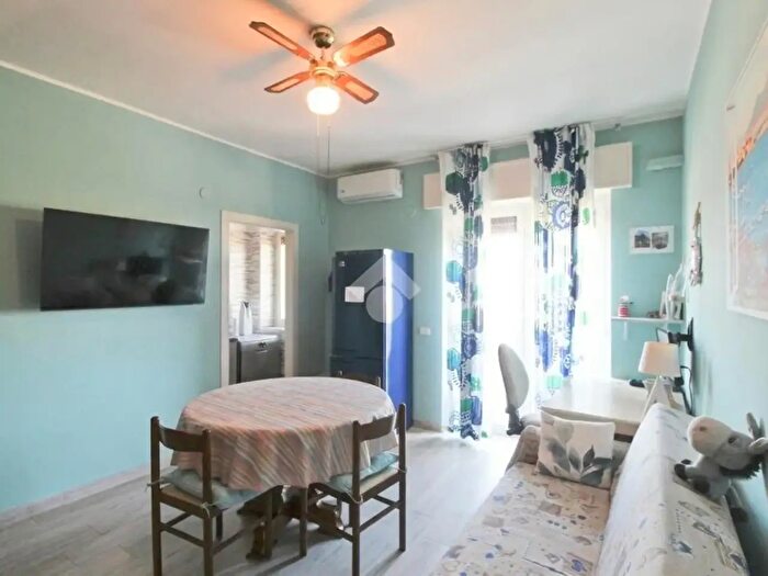 Appartamento trilocale in vendita in Via Luigi Einaudi, Campomarino