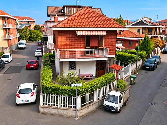 Casa quadrilocale in vendita in Via San Giovanni Bosco, La Loggia