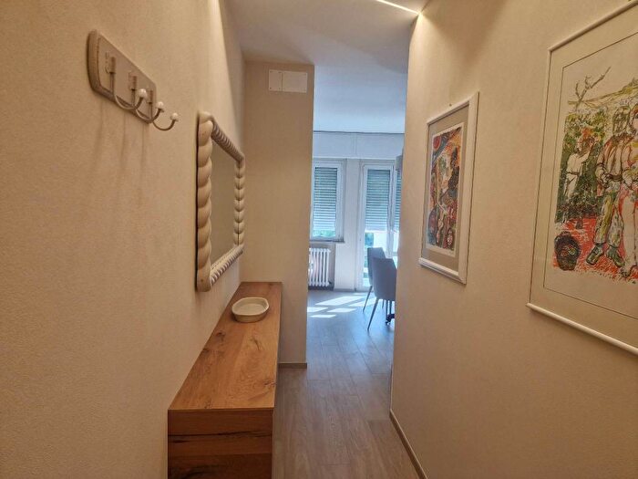 Appartamento quadrilocale in affitto in Viale Giovanni Paisiello, Mare, Cervia