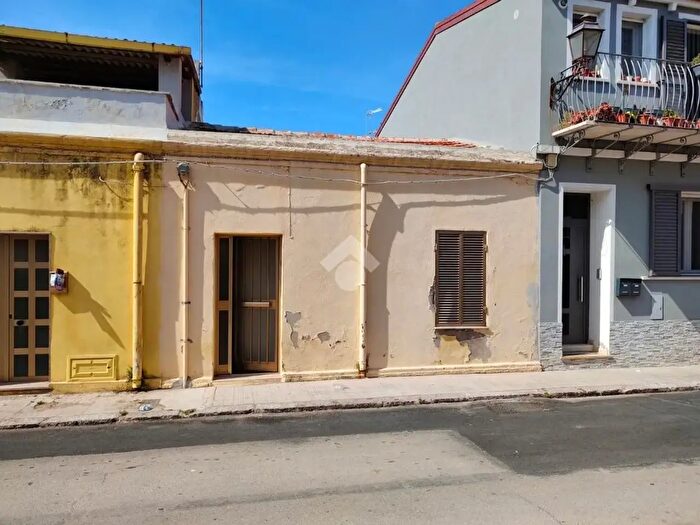 Casa quadrilocale in vendita in Via Petronia, Porto Torres