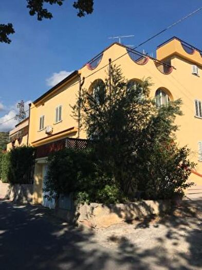 Appartamento con 6 locali in vendita in Contrada Castromurro, Belvedere Marittimo