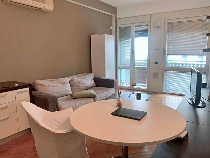 Appartamento bilocale in affitto in Via Bernardino Verro, Ripamonti Fondazione Prada, Milano