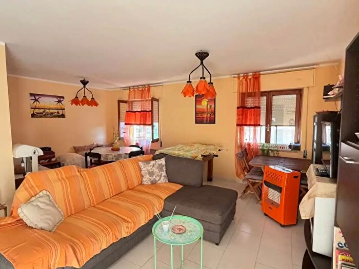 Appartamento trilocale in vendita in Gizzeria