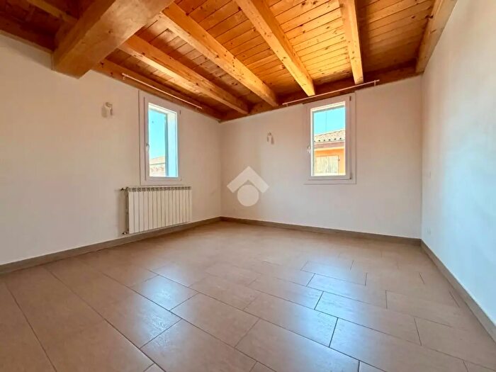 Appartamento trilocale in vendita in Via Andrea Costa, Budrio