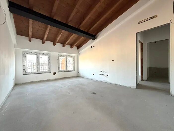 Appartamento trilocale in vendita in Via Benzoni, Soncino