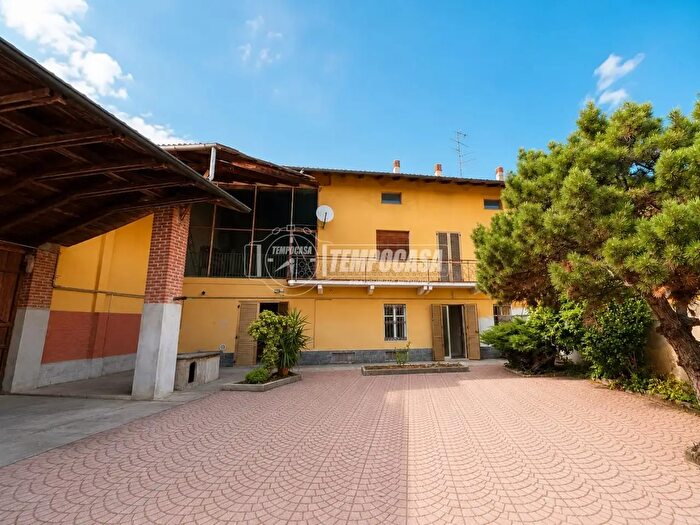 Casa con 5 locali in vendita in Corso Vittorio Emanuele II, Tronzano Vercellese