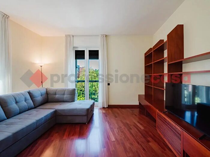 Appartamento bilocale in vendita in Via Rondoni, Milano
