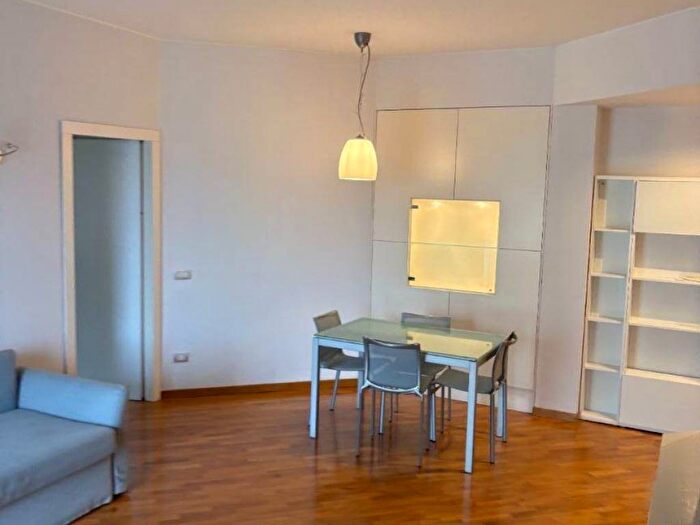 Appartamento trilocale in affitto in Via Pietro Rubens, Gambara, Milano