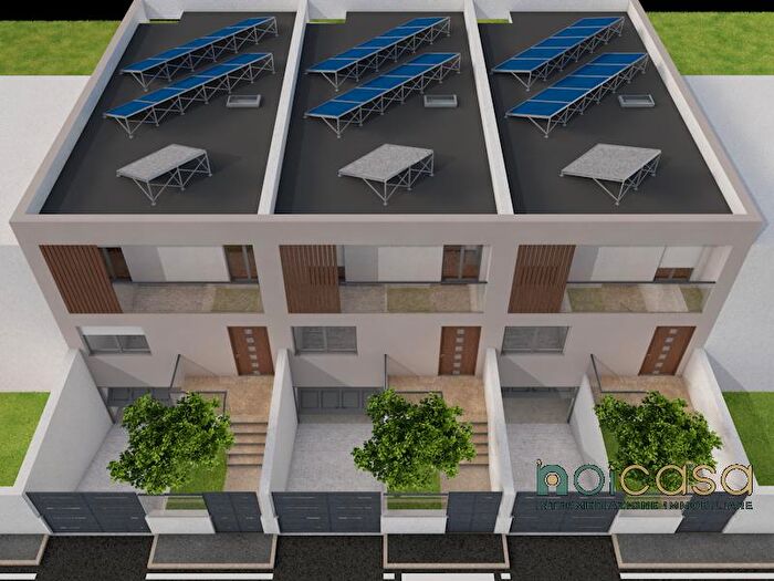 Casa quadrilocale in vendita in Via Due Giugno, Surbo