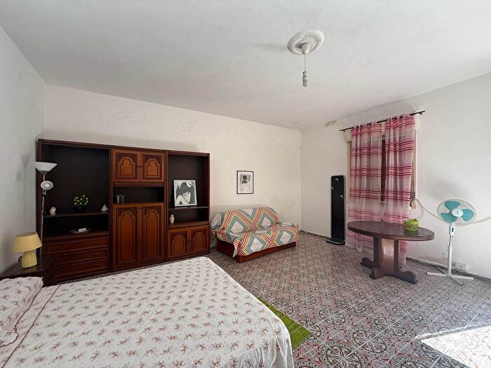 Appartamento trilocale in vendita in Priolo Gargallo