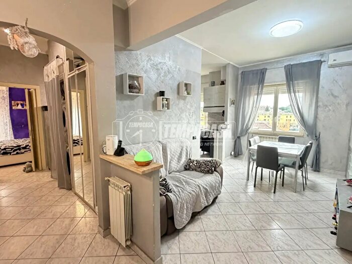 Appartamento trilocale in vendita in Via Giovanni dAndrea, Roma