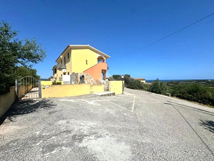 Appartamento trilocale in vendita in Via Tevere, Budoni