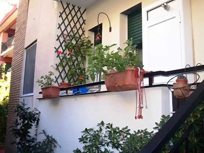 Appartamento con 7 locali in vendita in Genova