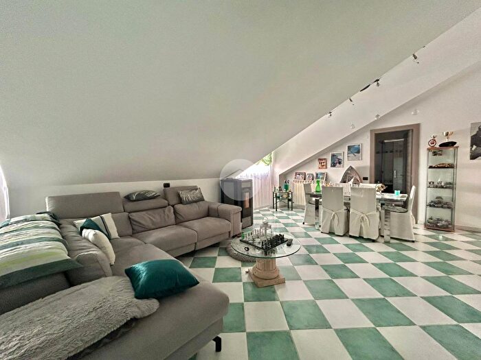 Appartamento con 5 locali in vendita in Via Trento E Trieste, Millesimo