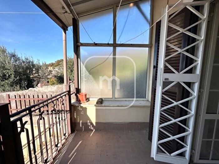 Appartamento quadrilocale in vendita in Via del Condotto, Poli