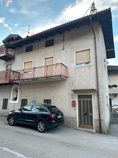 Casa con 5 locali in vendita in Via della Bruta, Levico Terme