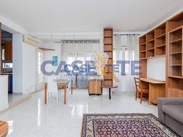 Appartamento bilocale in affitto in Giambellino, Milano