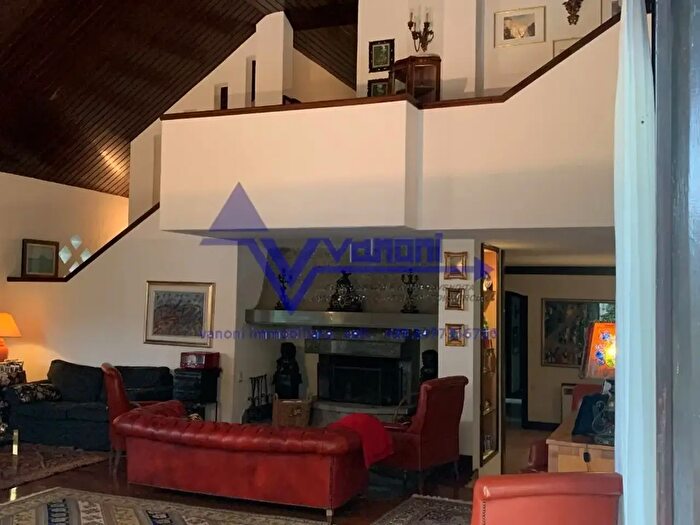 Casa monolocale in vendita in Via Lungo Lago Isonzo, Lecco