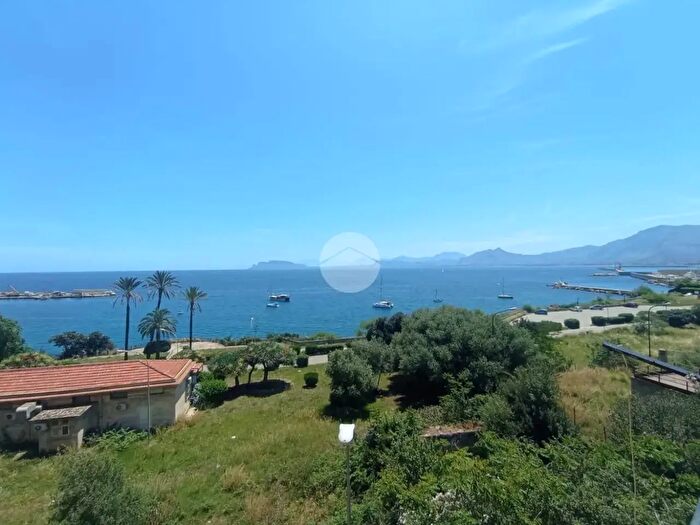 Appartamento trilocale in affitto in V Papa Sergio I, Palermo