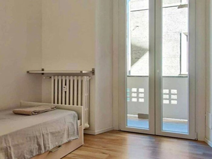Appartamento quadrilocale in affitto in Via Mac Mahon, Certosa, Milano