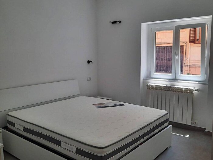 Appartamento bilocale in affitto in Via Benedetto DAcquisto, Politeama Ruggiero Settimo, Palermo