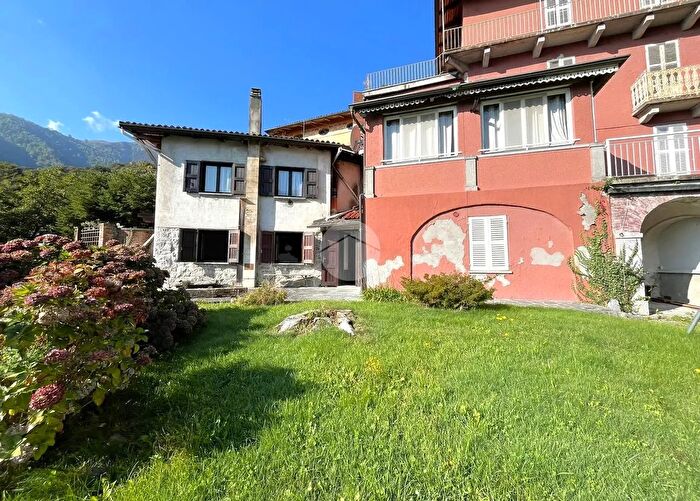 Casa quadrilocale in vendita in Frazione Mortigliengo, Campiglia Cervo