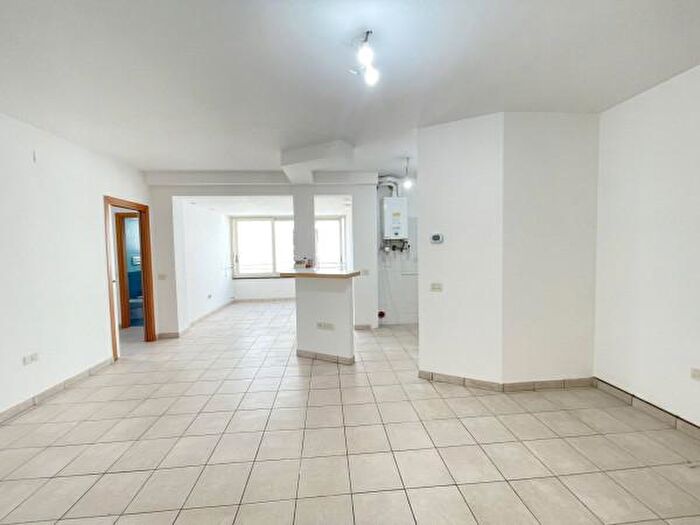 Appartamento con 5 locali in vendita in Viale Asmara, Riccione