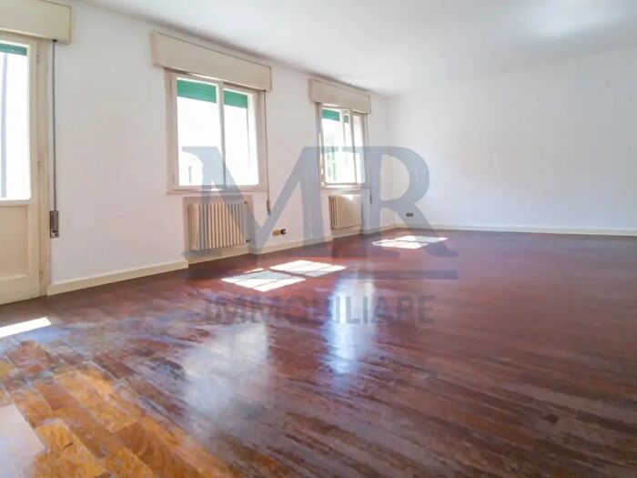 Appartamento quadrilocale in vendita in Via Duca degli Abruzzi, Padova