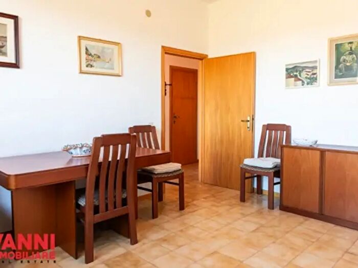 Appartamento trilocale in vendita in Via Cesare Battisti, Cecina