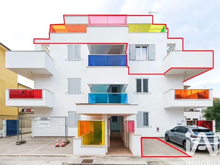 Appartamento con 6 locali in vendita in Via Via Palermo, Porto Sant'Elpidio