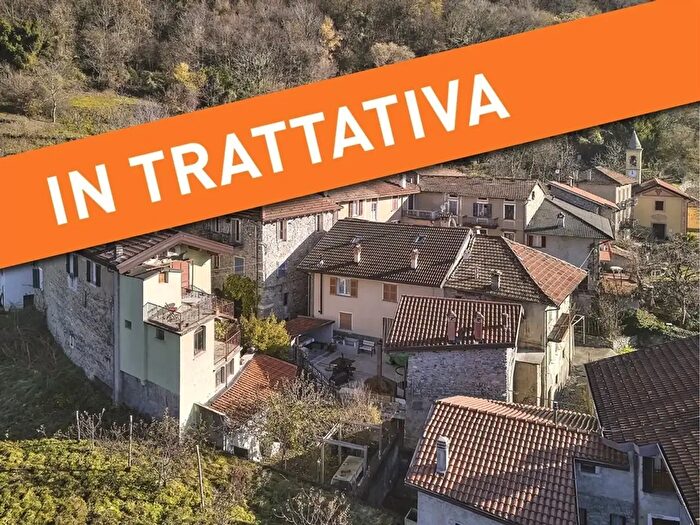 Appartamento bilocale in vendita in Via del Noce, Perledo