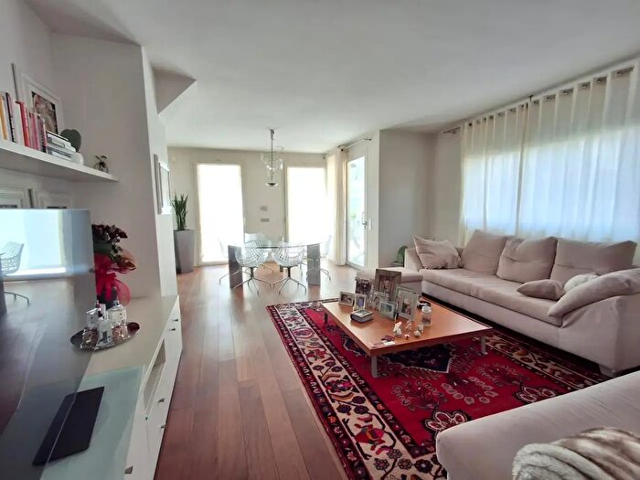 Casa con 7 locali in vendita in Montelupo Fiorentino