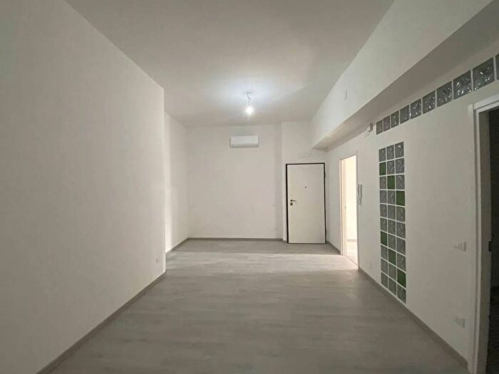 Appartamento quadrilocale in affitto in Piazza Del Popolo, Lentini